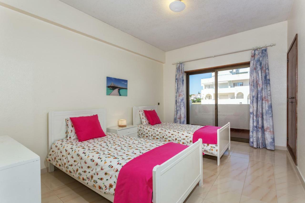 Andorinha 2 Bedroom Apart-Close To The Sea-Algarve Porches  Eksteriør billede