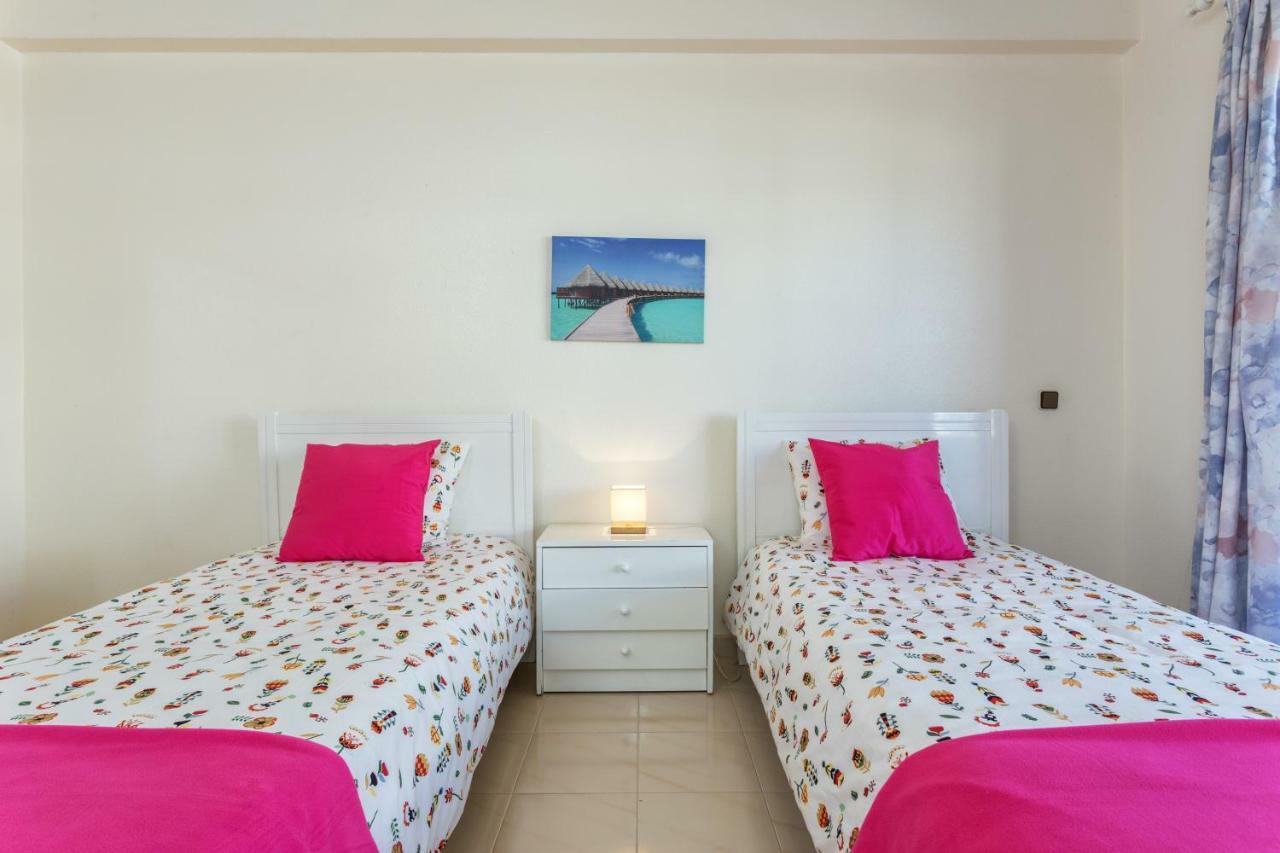 Andorinha 2 Bedroom Apart-Close To The Sea-Algarve Porches  Eksteriør billede